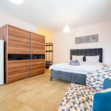 Lovely Apartment In Studentski Grad Σόφια Εξωτερικό φωτογραφία